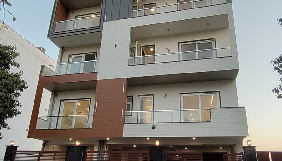 4BHK Luxury Builder Floors in DLF Phase 4 Gurgaon